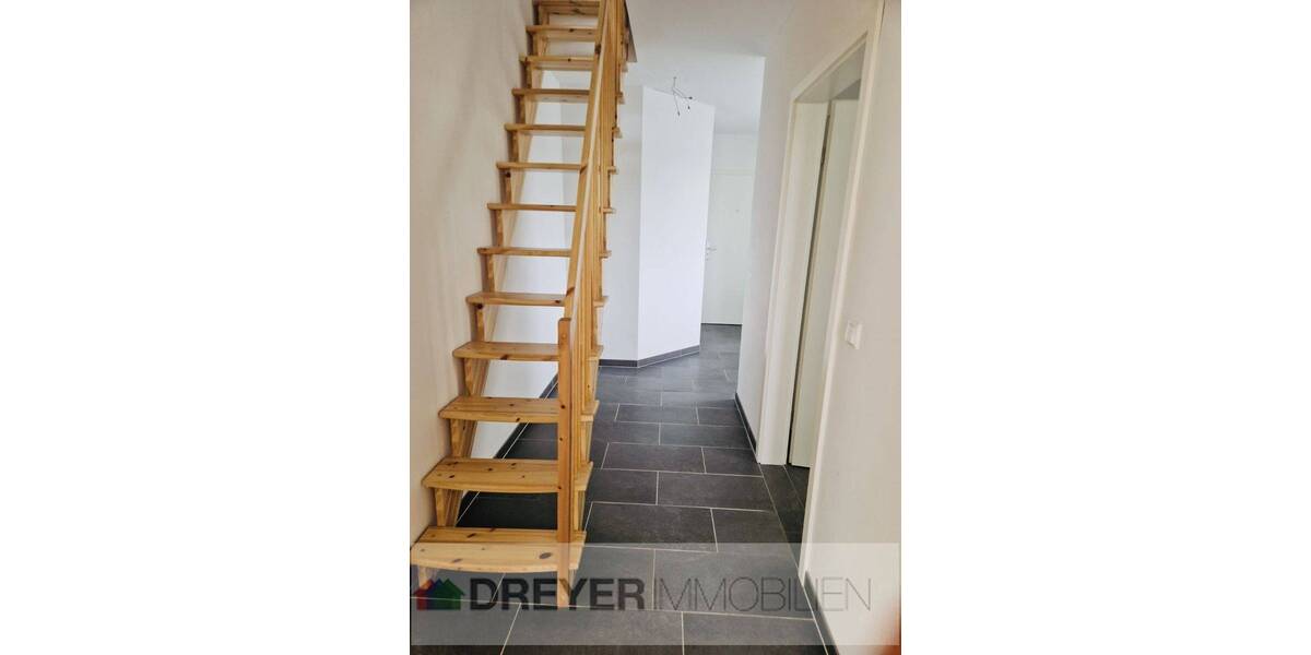 Etagenwohnung Pronstorf Goldenerhahn - 3 Zimmer, 80 m&sup2;, 1.020&euro; | Angebot:26902539