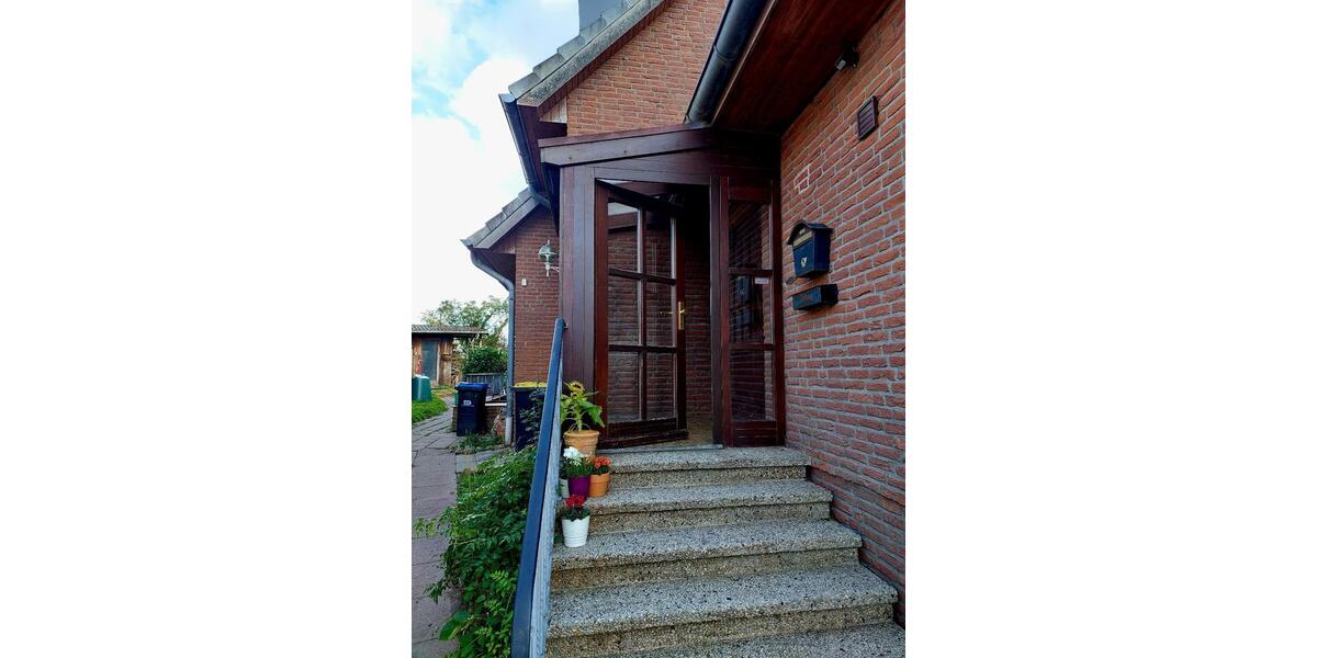 Einfamilienhaus Timmendorfer Strand - 7.5 Zimmer, 205 m&sup2;, 2.300&euro; | Angebot:27638451