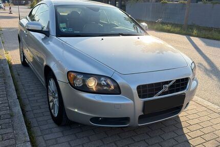 Volvo C70 125.000 km 9.500 &euro; Lübeck 23562