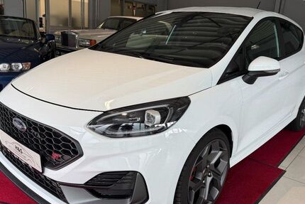 Ford Fiesta 25.490 km 22.490 &euro; Bad Segeberg 23795