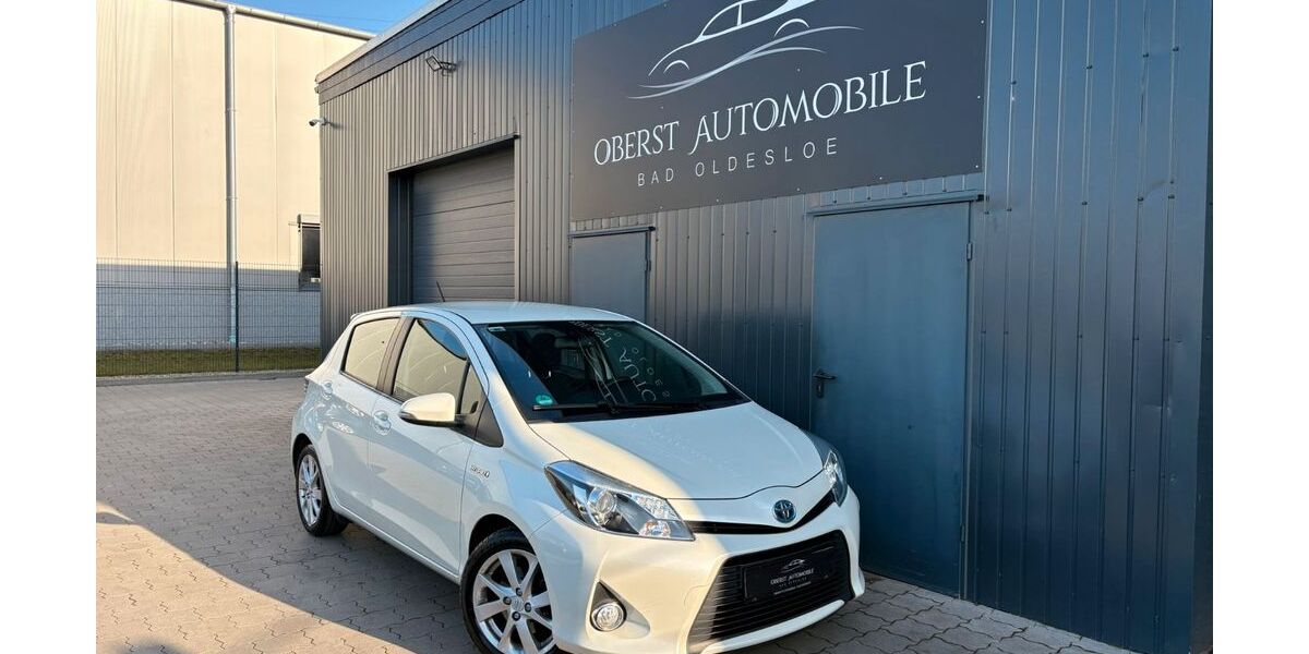 Toyota Yaris 76.068 km 11.950 &euro; Bad Oldesloe 23843