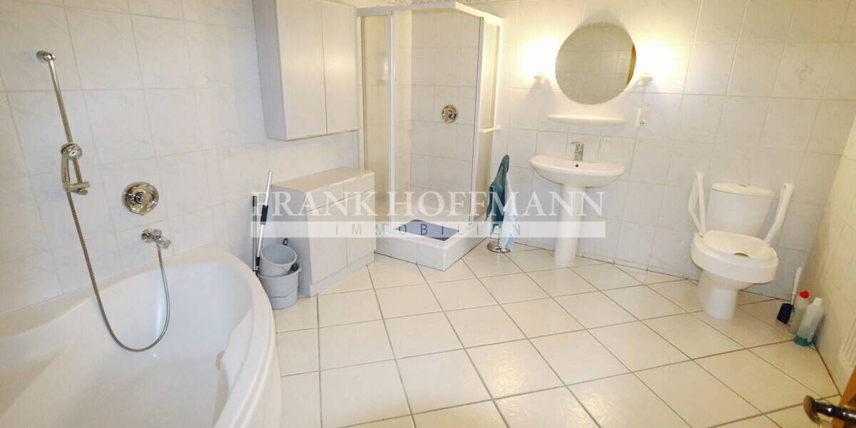 Einfamilienhaus Bad Oldesloe - 5 Zimmer, 212 m&sup2;, 579.000&euro; | Angebot:26160686