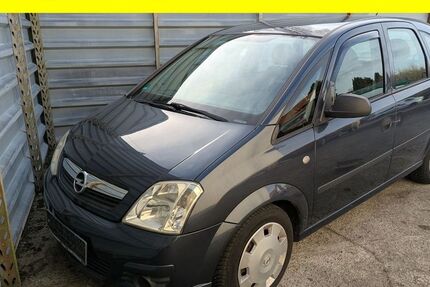 Opel Meriva 91.375 km 2.350 &euro; Lübeck 23556