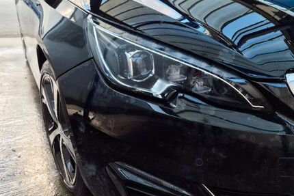 Peugeot 308 80.000 km 12.499 &euro; Neustadt in Holstein 23730
