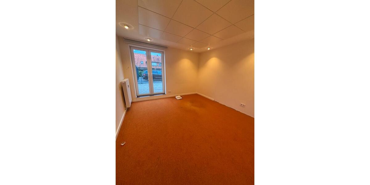 Gewerbeobjekt Breitenfelde - 1.440&euro; | Angebot:22901751