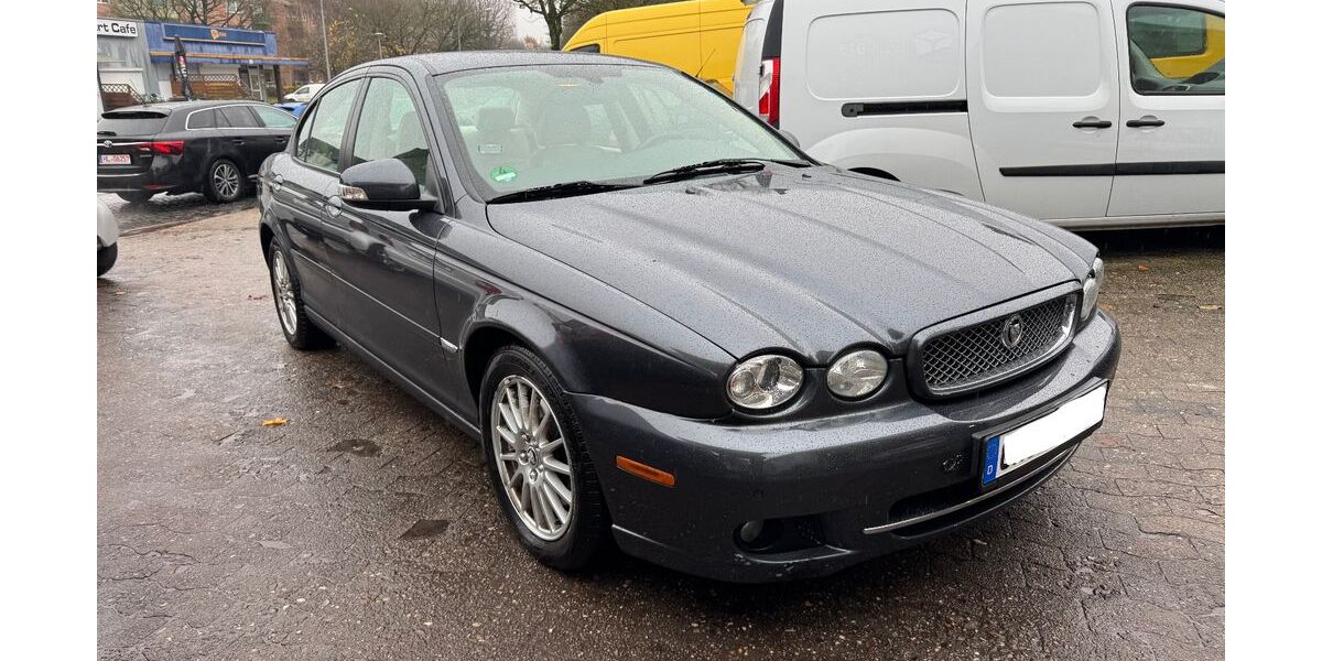 Jaguar X-Type 99.193 km 5.490 &euro; Lübeck 23556