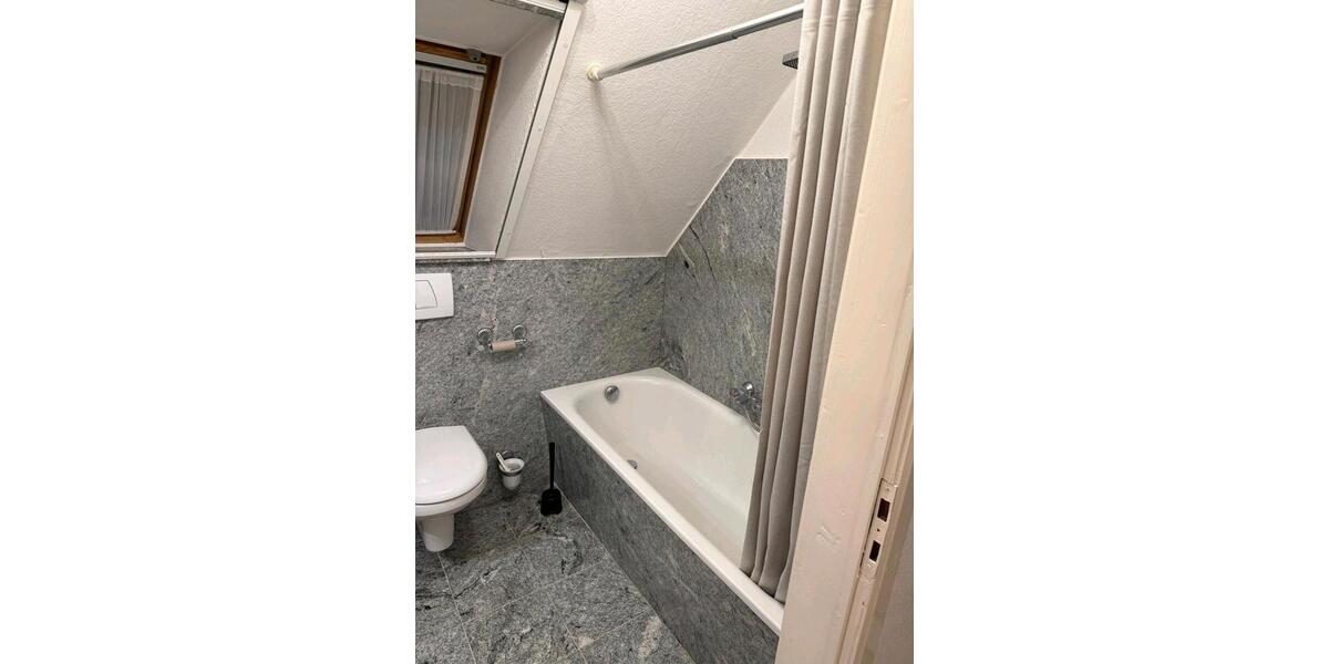 Etagenwohnung Ahrensbök - 3 Zimmer, 110 m&sup2;, 1.200&euro; | Angebot:26649683