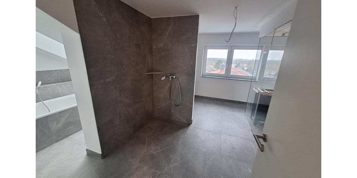 Doppelhaushälfte Scharbeutz - 7 Zimmer, 205 m&sup2;, 3.500&euro; | Angebot:25368993