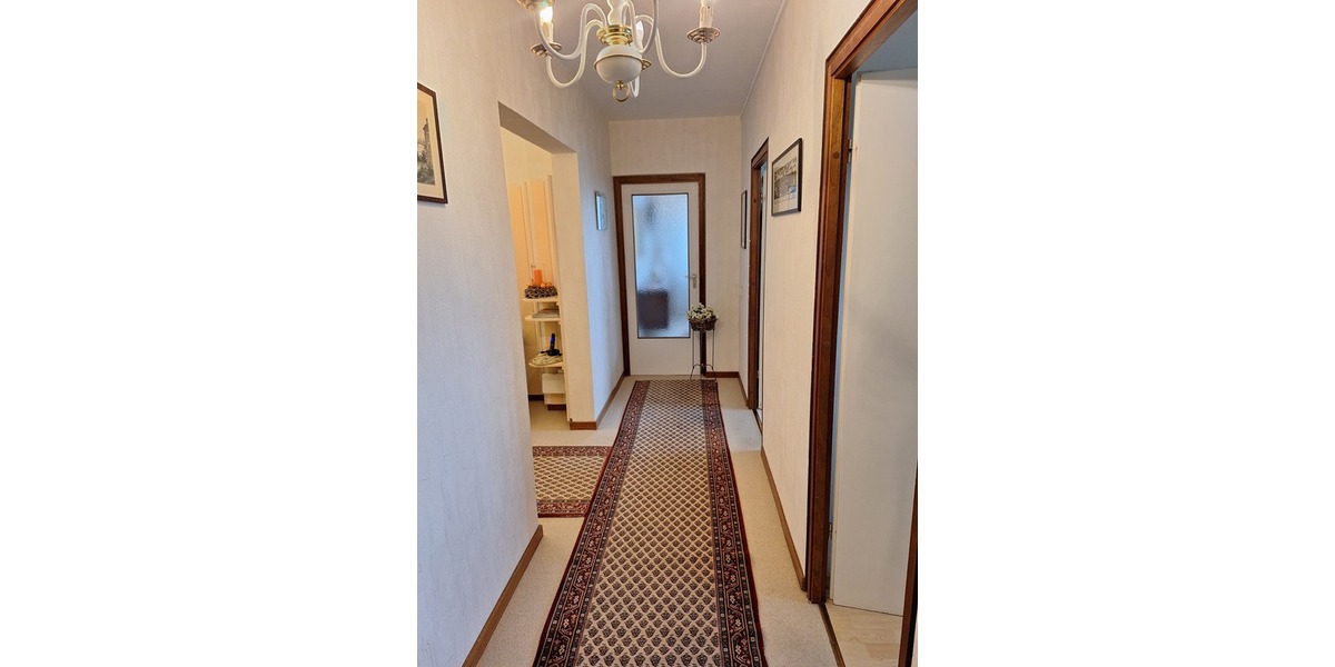 Gemütliche Wohnung in der 4. Etage; 23560 HL- Moisling 3 zimmer