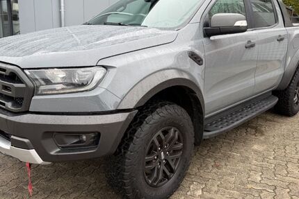 Ford Ranger 187.121 km 28.950 &euro; Lübeck 23566