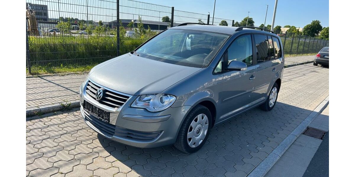 VW Touran 133.000 km 3.999 &euro; Ratzeburg bei Hamburg 23909