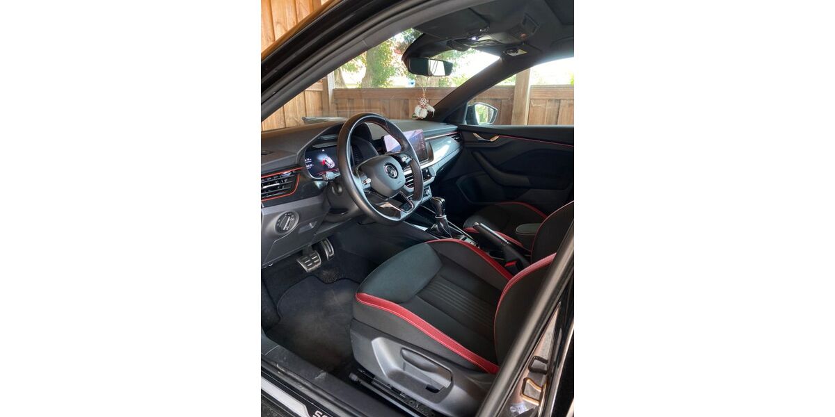 Skoda Scala 67.000 km 18.500 &euro; Groß Grönau 23627