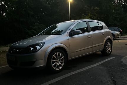 Opel Astra 208.300 km 2.250 &euro; Bad Oldesloe 23843