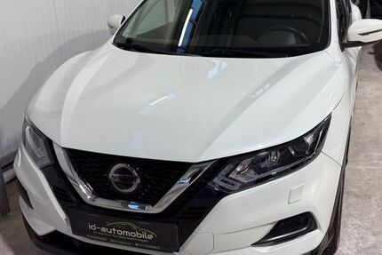 Nissan Qashqai 40.600 km 15.499 € Bad Segeberg 23795