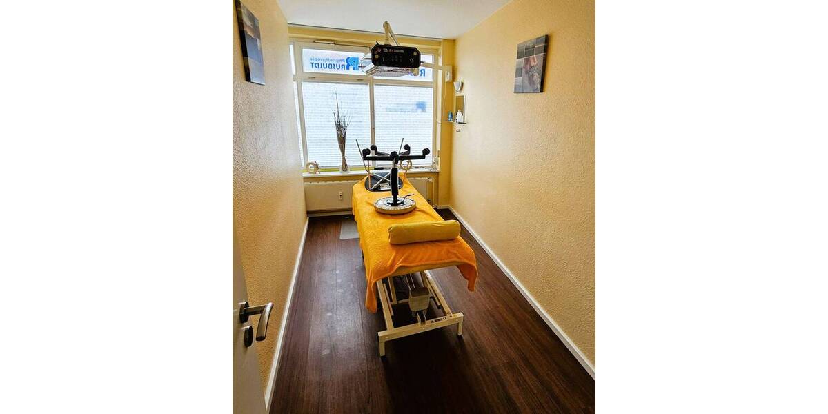 Gewerbeobjekt Bad Oldesloe - 5 Zimmer, 170 m&sup2;, 1.500&euro; | Angebot:26833578