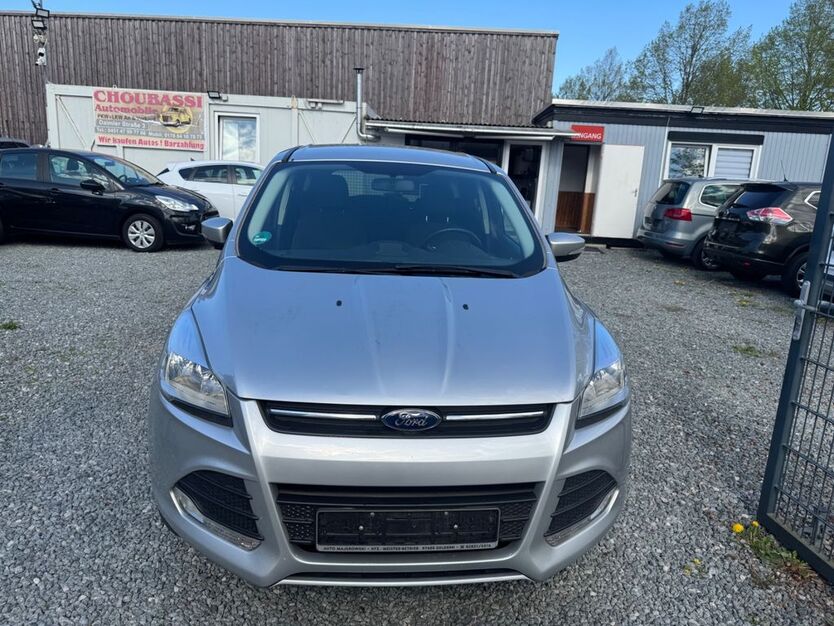 Ford Kuga 159.000 km 7.499 € Stockelsdorf 23617