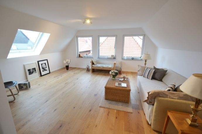 Etagenwohnung Scharbeutz - 3 Zimmer, 90 m&sup2;, 1.350&euro; | Angebot:26202105