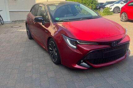 Toyota Corolla 107.000 km 16.790 &euro; Lübeck 23554