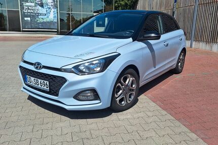 Hyundai i20 98.000 km 12.300 &euro; Lübeck 23566