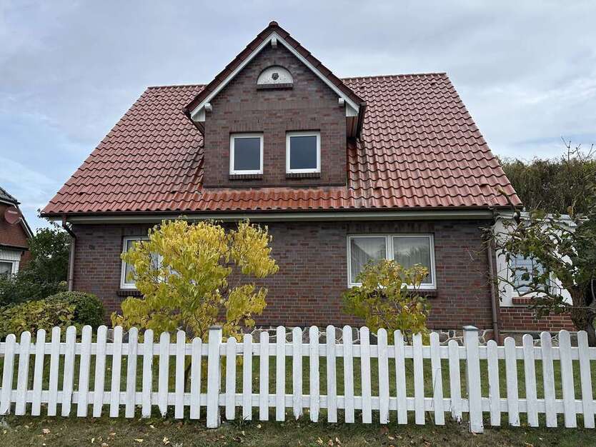 Haus zum Mieten in KlützRolofshagen 900 € 165 m² 6 zimmer