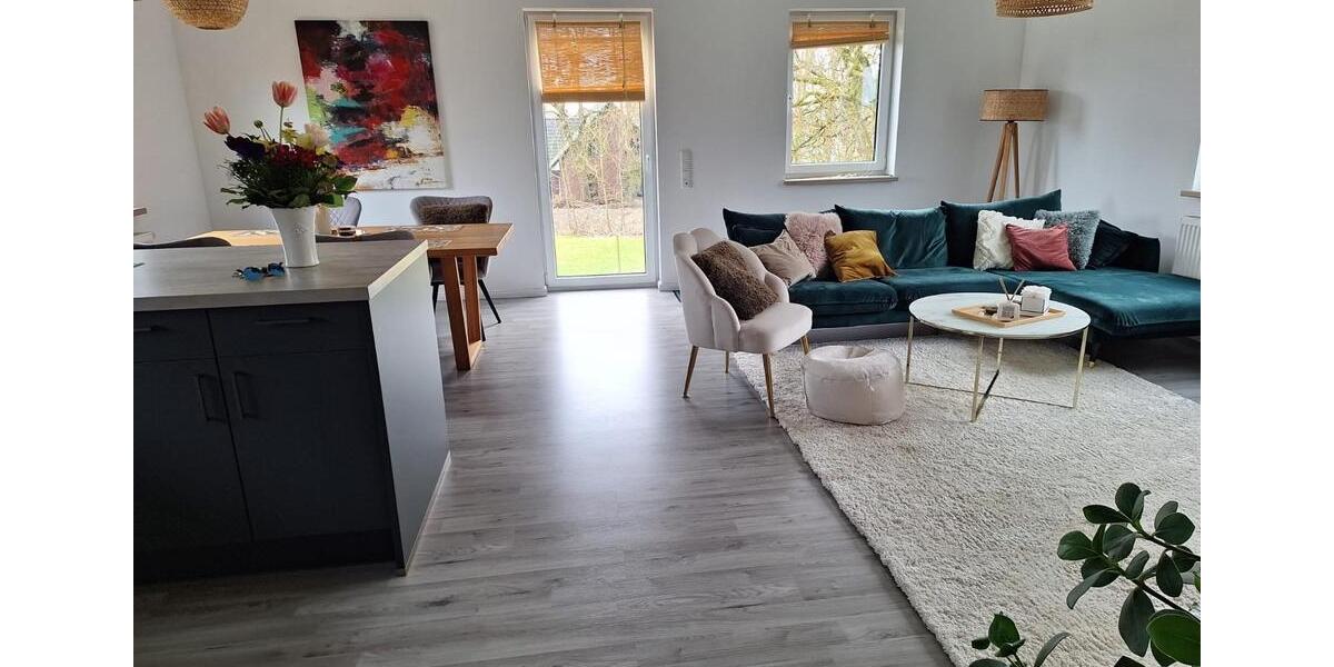 Etagenwohnung Bad Segeberg - 3 Zimmer, 104 m&sup2;, 1.250&euro; | Angebot:25304256