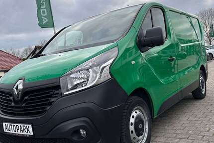 Renault Trafic 140.000 km 11.988 &euro; Mallentin bei Lübeck(B105) 23936