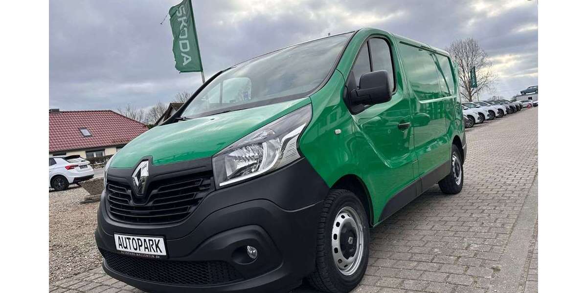 Renault Trafic 140.000 km 11.988 &euro; Mallentin bei Lübeck(B105) 23936