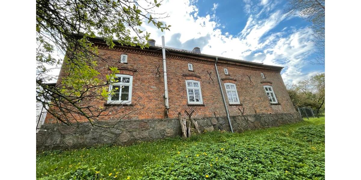 Bauernhaus, Landhaus Lüdersdorf - 14 Zimmer, 340 m&sup2;, 290.000&euro; | Angebot:26770326