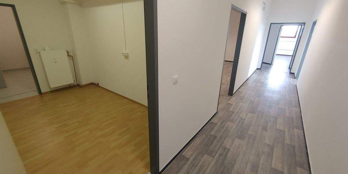 Gewerbeobjekt Lübeck / Genin St. Jürgen - 5 Zimmer, 160 m&sup2;, 850&euro; | Angebot:23952814