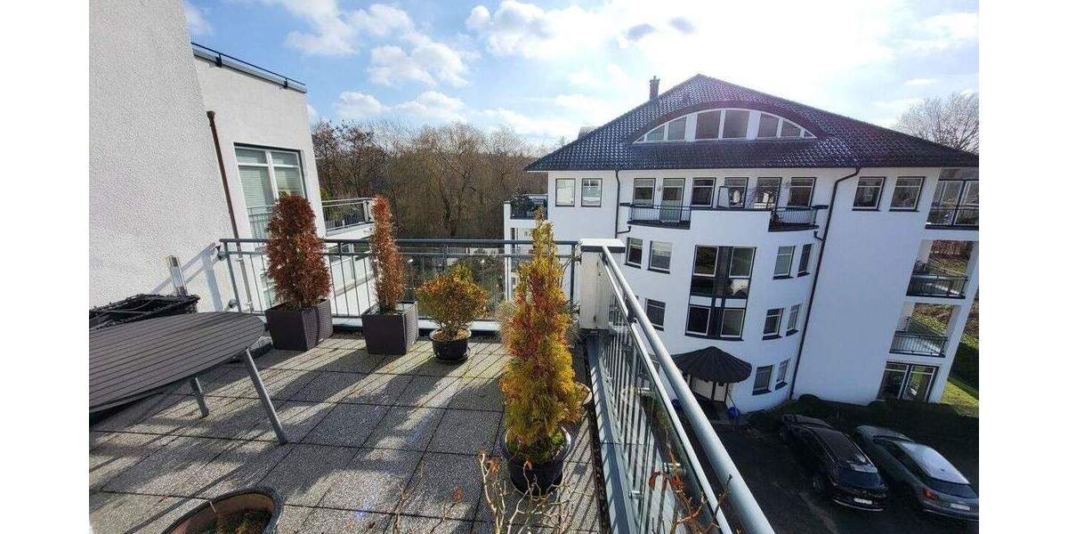 Etagenwohnung Bad Schwartau - 3 Zimmer, 109 m&sup2;, 1.630&euro; | Angebot:25601899