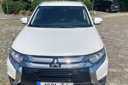 Mitsubishi Outlander 129.000 km 13.590 &euro; Selmsdorf 23923