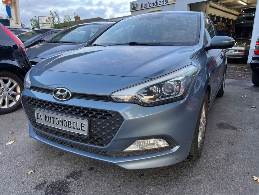 i20