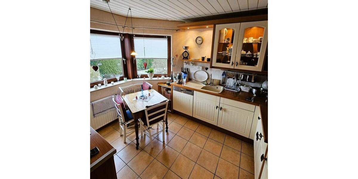 Reihenmittelhaus Reinfeld - 6 Zimmer, 166 m&sup2;, 369.000&euro; | Angebot:25774424