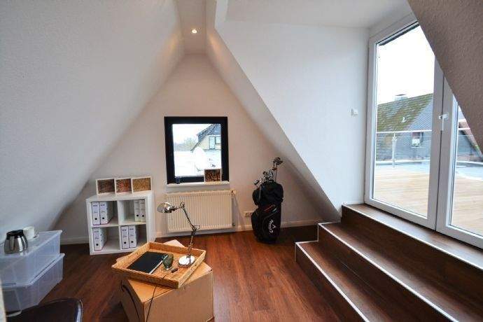 Etagenwohnung Scharbeutz - 3 Zimmer, 90 m&sup2;, 1.350&euro; | Angebot:26202105