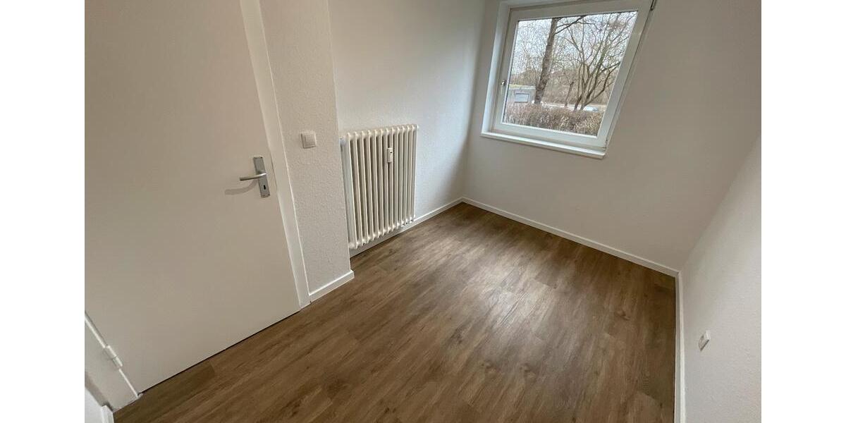 Erdgeschoßwohnung Lübeck Sankt Lorenz Nord - 2.5 Zimmer, 60 m&sup2;, 579&euro; | Angebot:26067920