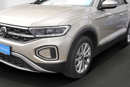 VW T-Roc 9.900 km 28.380 &euro; Lübeck 23560