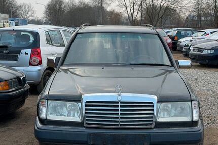 Mercedes-Benz 230 386.652 km 2.300 &euro; Lübeck 23560