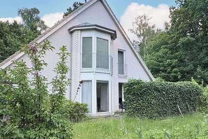 Haus zum Kaufen in Lübeck 339.000 € 90 m²