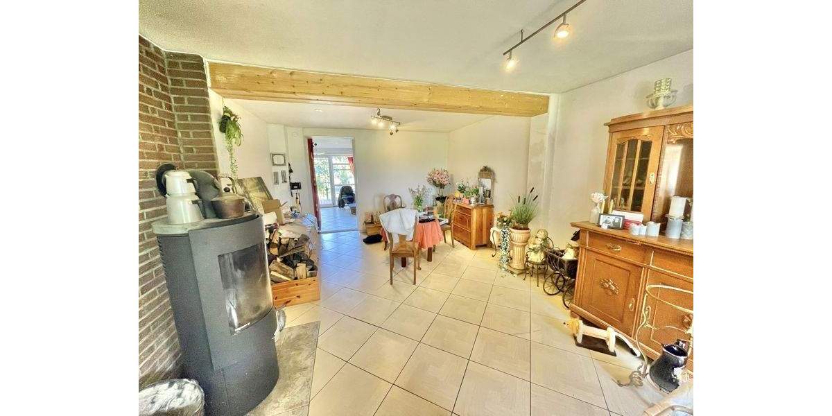 Doppelhaushälfte Rondeshagen Groß Weeden - 3 Zimmer, 115 m&sup2;, 220.000&euro; | Angebot:25745223