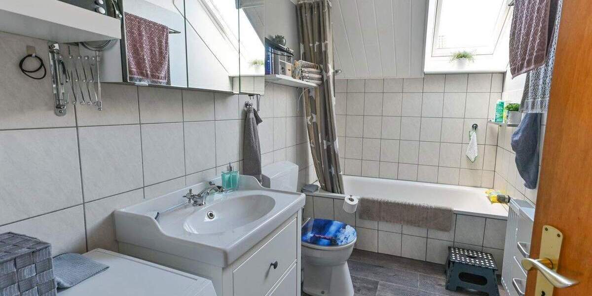 Etagenwohnung Traventhal Landgestüt Traventhal - 3 Zimmer, 79 m&sup2;, 689&euro; | Angebot:25881064