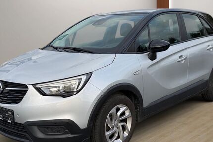 Opel Crossland (X) 82.045 km 9.990 € Stockelsdorf 23617