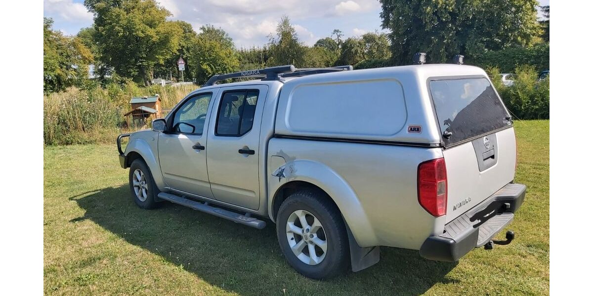 Nissan Navara 175.000 km 5.700 &euro; Lübeck 23558