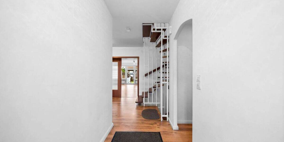 Reihenmittelhaus Lübeck St. Gertrud - 3 Zimmer, 110 m&sup2;, 350.000&euro; | Angebot:25997224