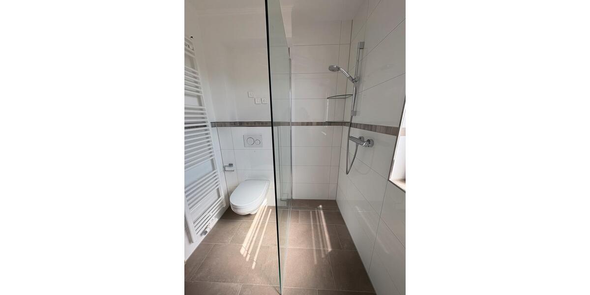 Reihenhaus Bad Schwartau - 5 Zimmer, 71 m&sup2;, 320.000&euro; | Angebot:26689576