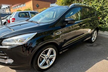 Ford Kuga 120.000 km 11.200 € Lübeck 23562
