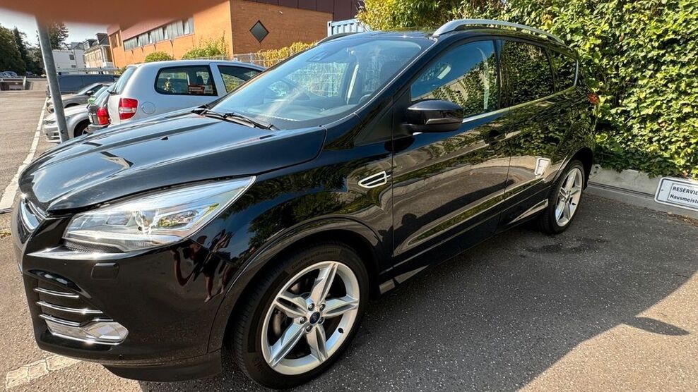 Ford Kuga 120.000 km 11.200 € Lübeck 23562
