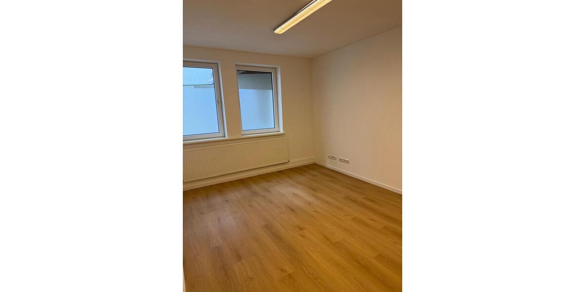 Gewerbeobjekt Scharbeutz Wulfsdorf - 1.100&euro; | Angebot:26648359