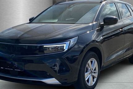 Opel Grandland (X) 13.232 km 21.990 &euro; Reinfeld/ Wesenberg 23858