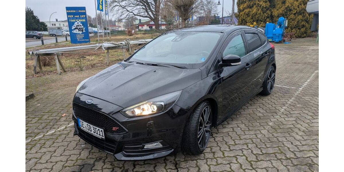 Ford Focus 106.000 km 15.500 &euro; Seedorf 23823