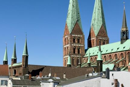 Wohnung Lübeck Innenstadt - 4.5 Zimmer, 122 m&sup2;, 1.900&euro; | Angebot:26296726